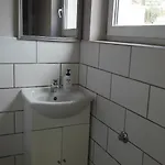 Blue In Blue, + Oda ve Kahvaltı Komiža