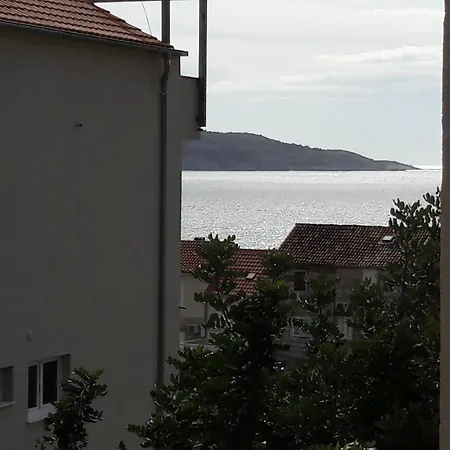 Bed & Breakfast Blue In Blue, +